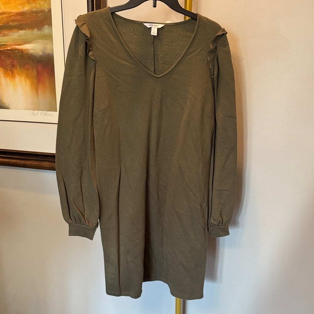 Nine West Olive V-Neck Long Sleeve sweatshirt Dress with Shoulder Ruffle EUC L